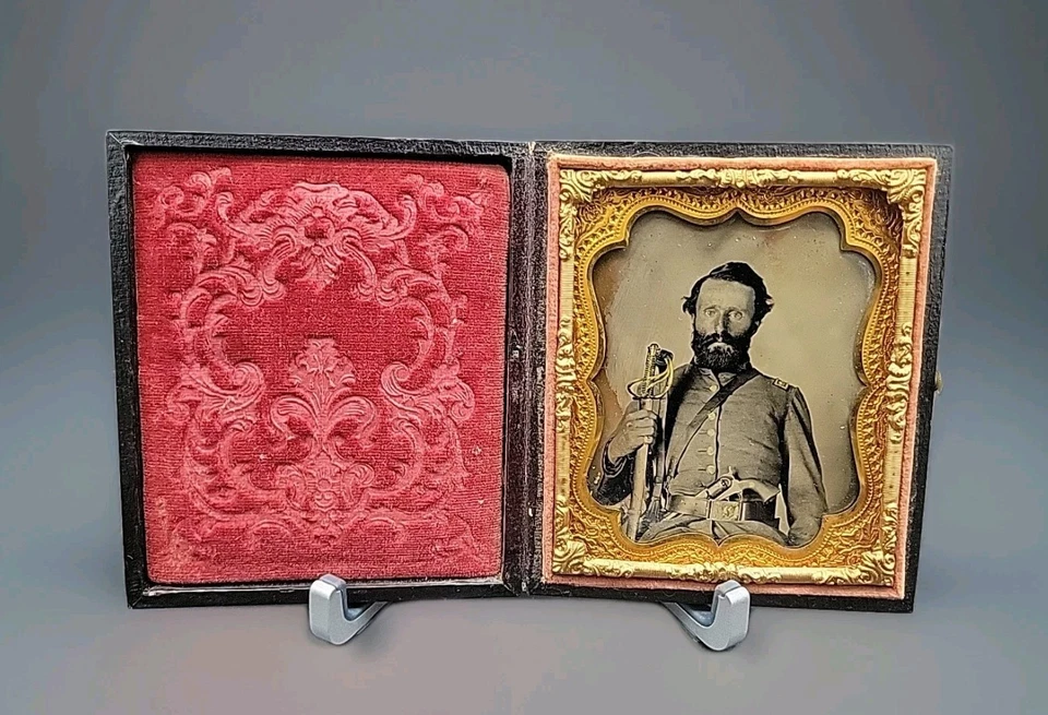 TINTYPE of CIVIL WAR SOLDIER HOLDING A SWORD  - Image 2 of 4