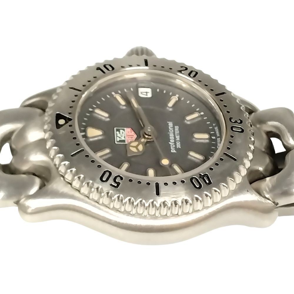 TAG HEUER プロフェッショナル　セル　 WG1413-0 レディース TAG Heuer WG1413-0 Cell Professional 200 Quartz Watch, Silver