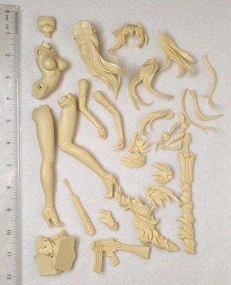 Unknown 1/8 scale resin model kit flaming sword broken gun anime figure woman