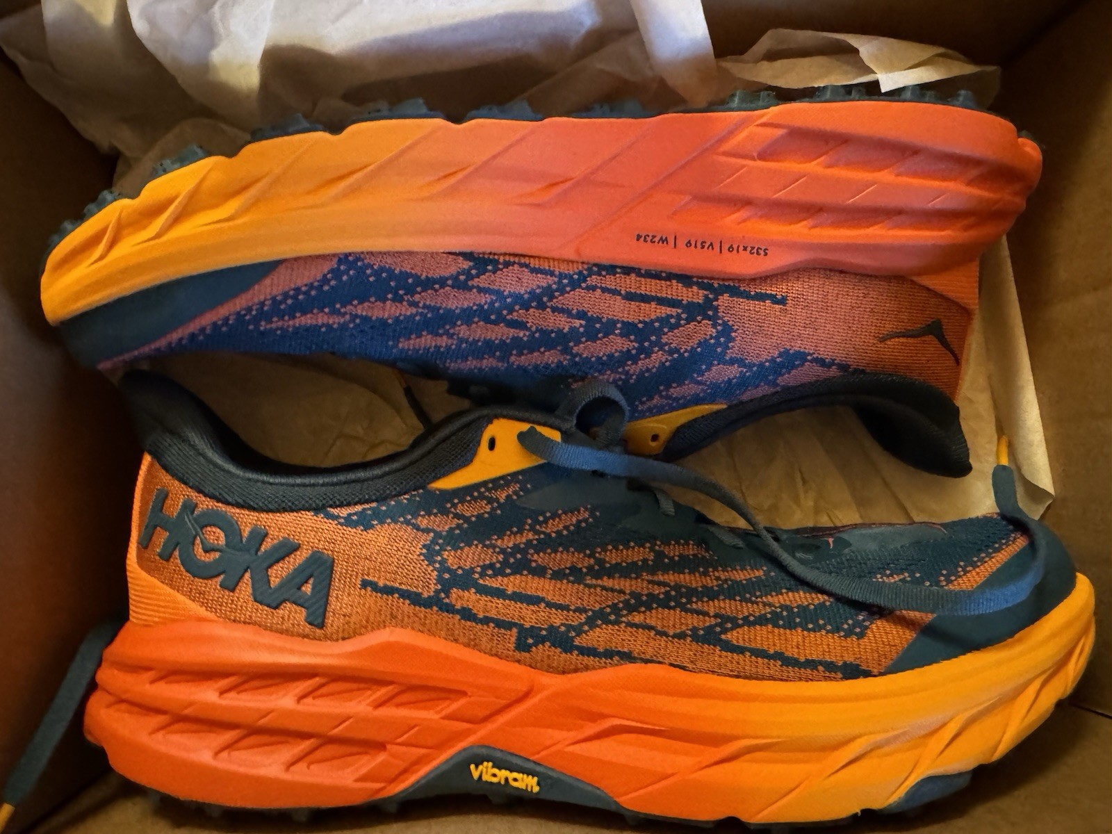 Zapatos HOKA Speedgoat 5 para mujer talla 11 azul naranja Vibram Trail Running 1123158