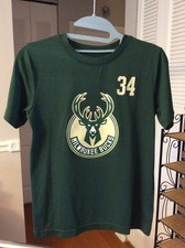Milwaukee Bucks Giannis Antetokounmpo Green Polyester Shirt Kids Medium 8-10