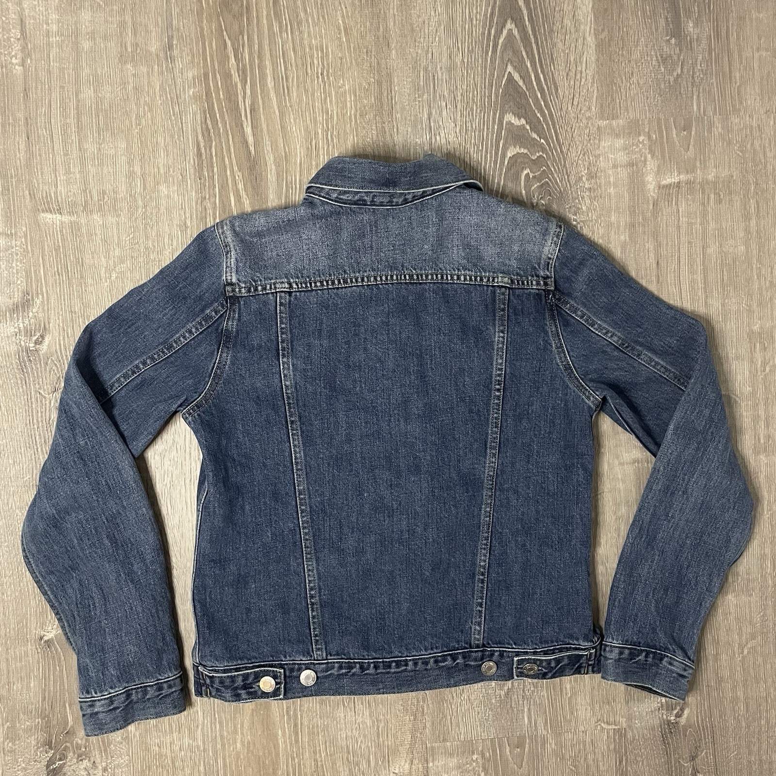 Gap Denim Button Up Jacket with Front Pockets and… - image 4