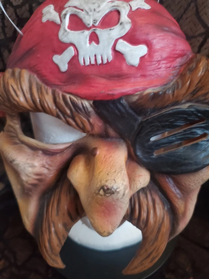 New Vintage Disguise Adult Pirate Mask Chinless Vinyl 2004 Eye Patch Carribean  - Image 4 of 4
