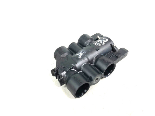 Oil cooling pipe