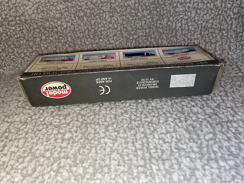 MODEL POWER  CO-OP SHIPPERS INC.  TRACTOR AND  TRAILER  Factory Sealed  - Image 4 of 4