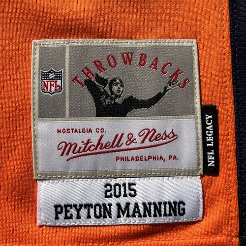 Mitchell & Ness Men’s NFL Denver Broncos Legacy Jersey Peyton Manning Small (36) - Imagen 4 de 13