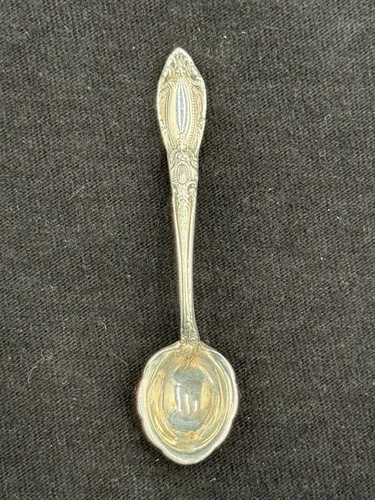 King Richard by Towle Sterling Silver Salt Spoon 2 1/2"