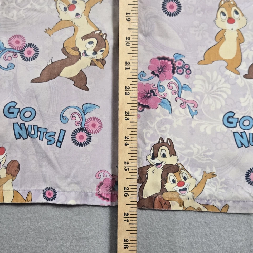 迪士尼 Chip n Dale 磨砂上衣女式大号紫色 Go Nuts V 领口袋卡通 — 第 3/4 张图片
