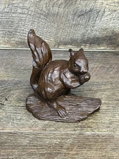 Vintage Red Mill MFG Handcrafted Forest Squirrel On Tree Limb Statue Sculpture 