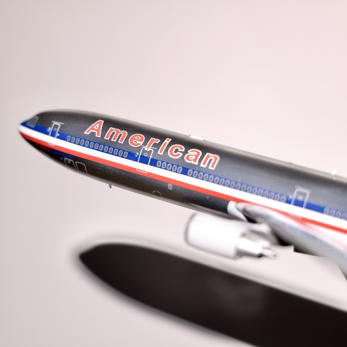 Gemini Jets 1:200 American Airlines N1764B MD-11 G2AAL435 [ONLY