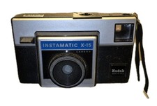 Kodak Instamatic X-15F Vintage Camera W/Zippered Carry/Storage Case Untested