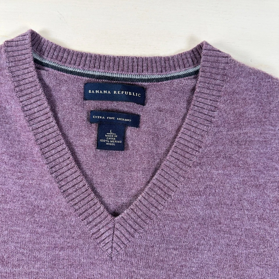 Suéter Banana Republic Cuello en V Para Hombre Pullover L Extra Fino 100% Lana Merino Foto 3 de 4