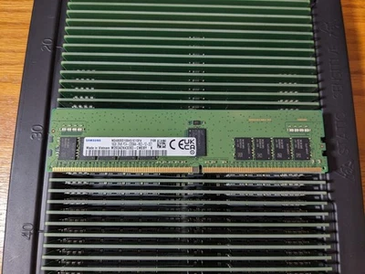 Samsung 16gb PC4-3200AA 2Rx8 DDR4 ECC RDIMM Reg Server Memory M393A2K43DB3-CWE - Image 1 of 4