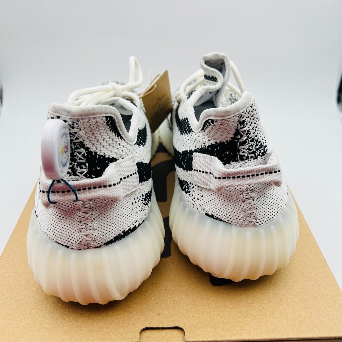Size 13.5 - adidas Yeezy Boost 350 V2 Zebra 889773948142| eBay Size 13.5 - adidas Yeezy Boost 350 V2 Zebra 889773948142| eBay