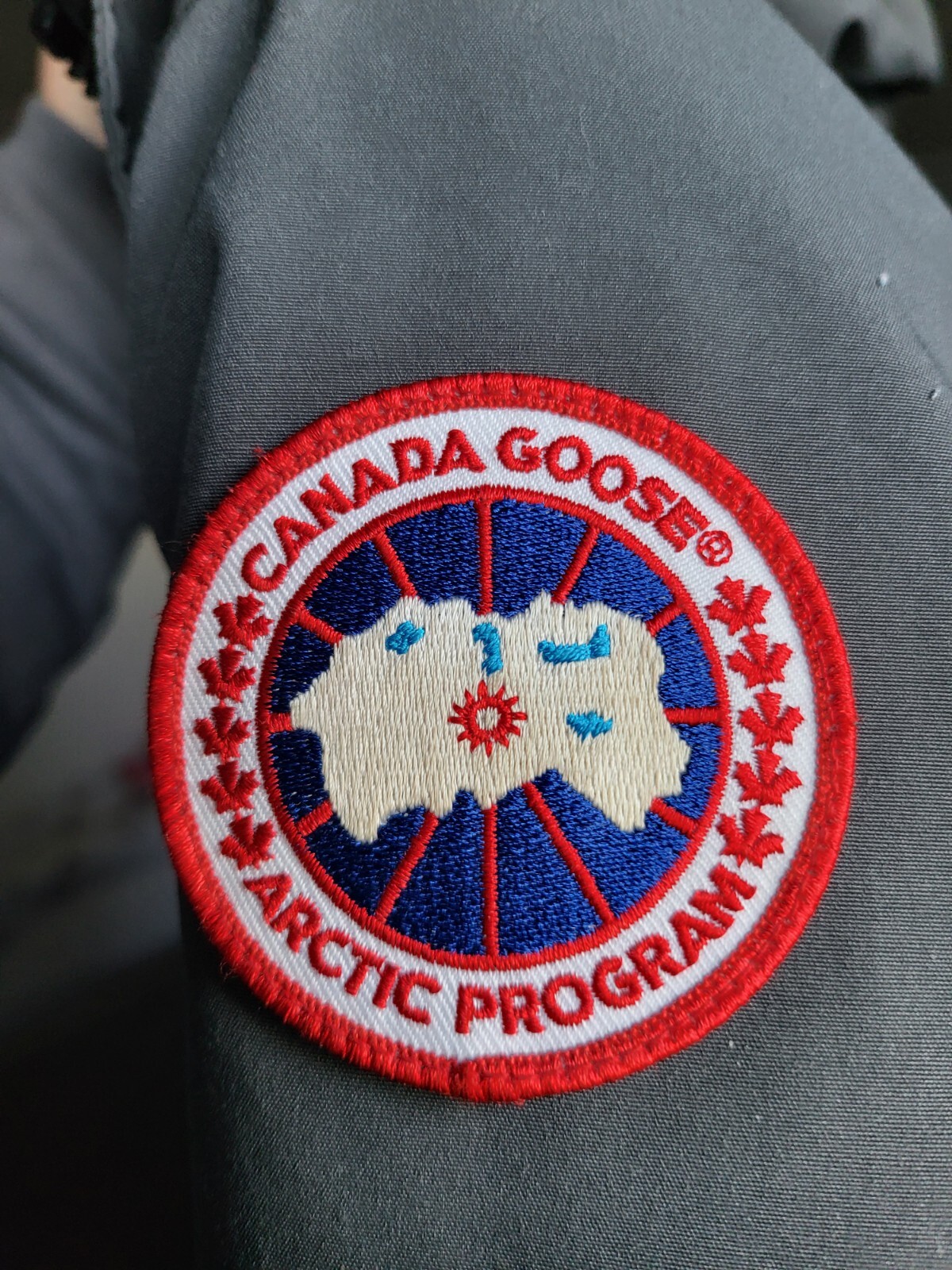 Authentic canada goose coat Xl Fits Large Men eBay