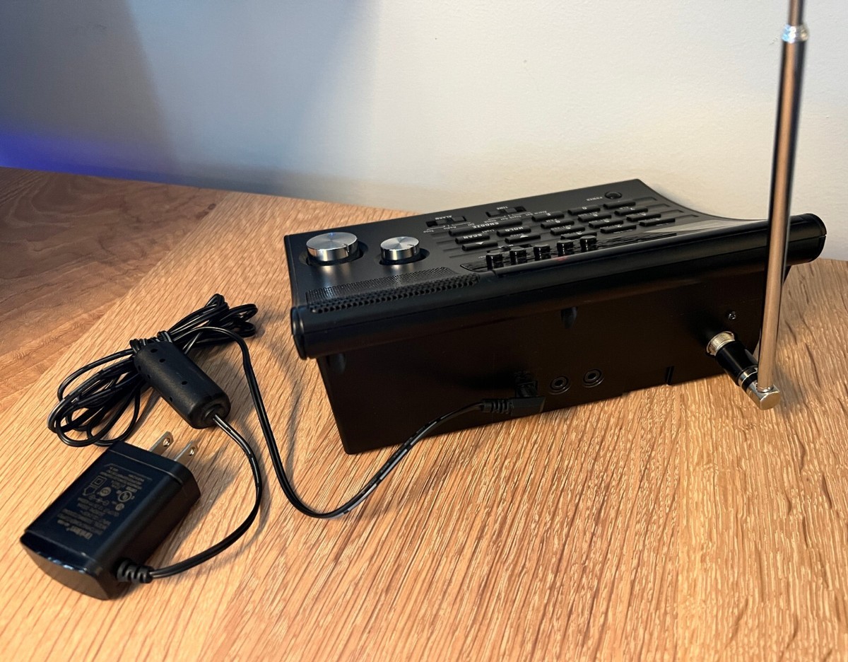 Uniden BC365CRS 500 Channel Base Station Alarm Clock Radio Scanner