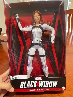 Barbie Signature Collector Marvel black Widow in Leipzig - Sellerhausen-Stünz | Barbie Spielzeug gebraucht kaufen
