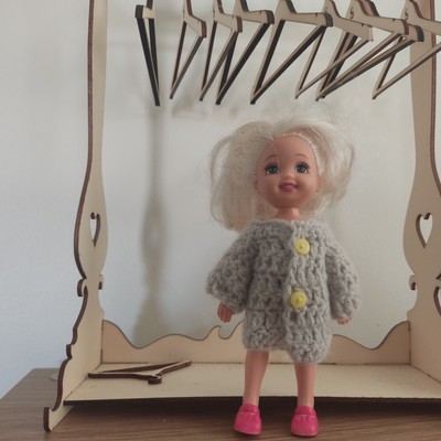 3 Outfits: Kleidung Mini Puppe Schaufensterpuppe Shelly von Barbie