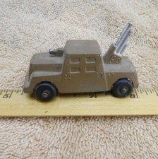 Vintage Manoil Barclay Anti Aircraft Artillary Gun Armored Car Tank Toy Army