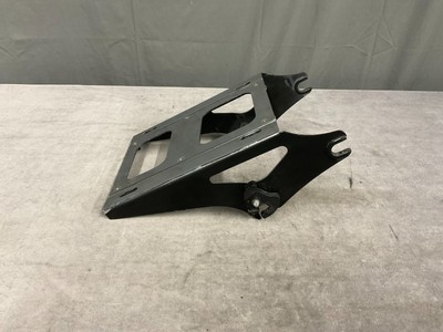 HARLEY-DAVIDSON TOURING TWO-UP TOUR PACK MOUNTING RACK