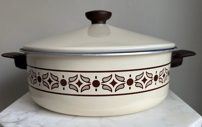 SEARS 1970s ENAMEL COATED SAUCE 5 QRT Pot W/LID (NEW Old stock)