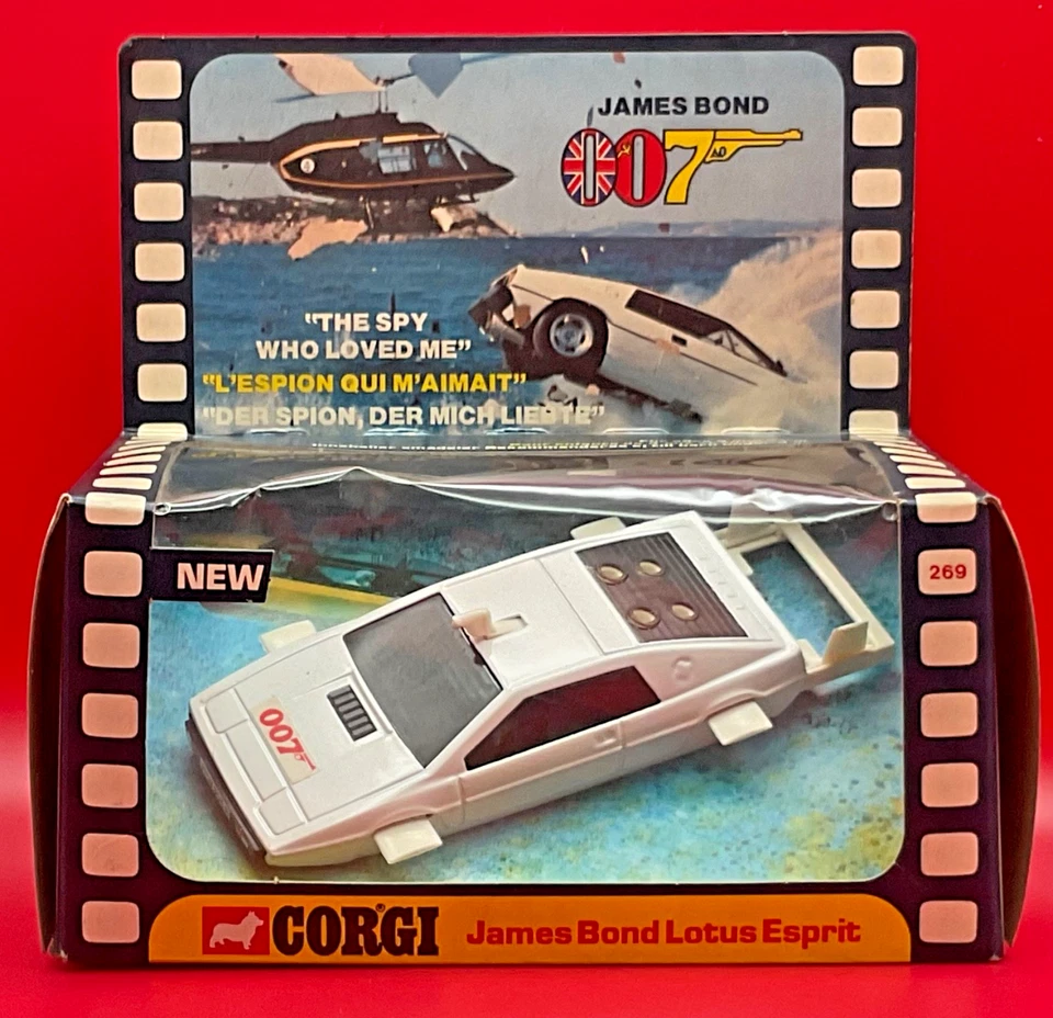 1977 CORGI JAMES BOND 007 LOTUS ESPRIT NIB 1:36 scale W/MISSLES Spy Who Loved Me - Image 2 of 4
