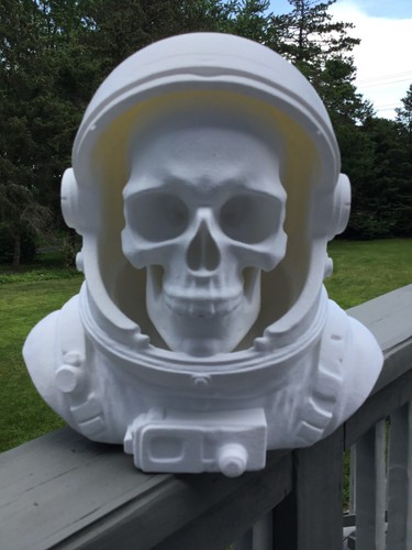 Custom 13" Astronaut Skull Helmet Display Bust Space Art Sculpture Unique Decor - Picture 2 of 18