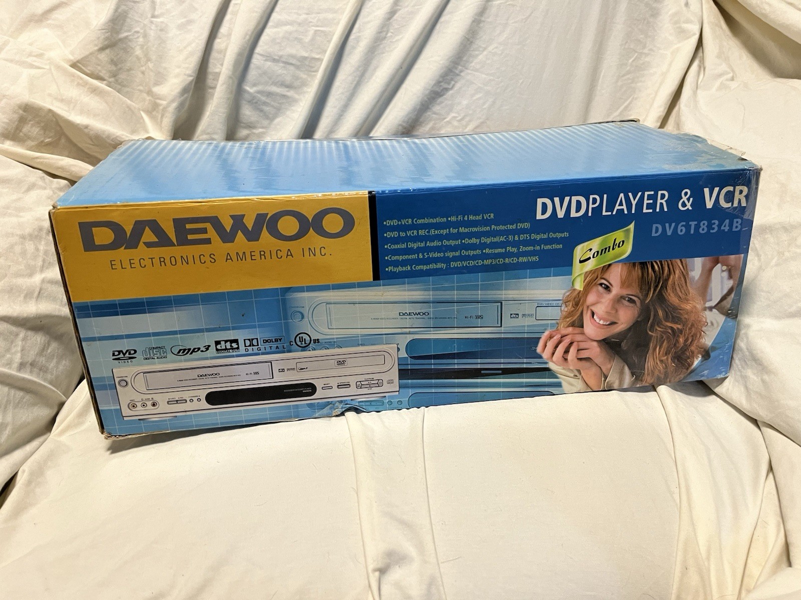 NEW Daewoo DV6T834B DVD VCR Combo Player 4-Head Hi-Fi VHS Re