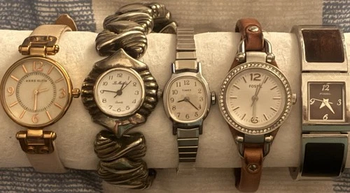 🔥Lot of 5 Vintage And Modern LADIES WATCHES LOT as is Timex, Fossil, Anne Klein