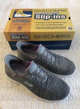Skechers Women's Hands Free Slip Ins Summits Dazzling Haze Sneaker Size 9.5 Gray