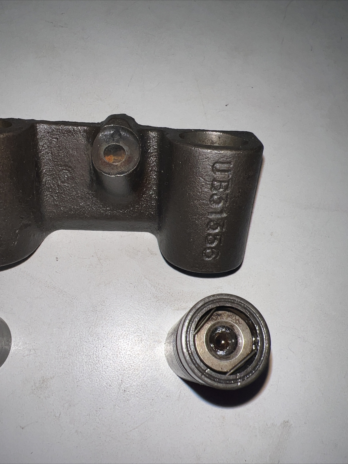 1965 Bentley Rolls Royce Set Of Valve Lifters & Housing 6.2L