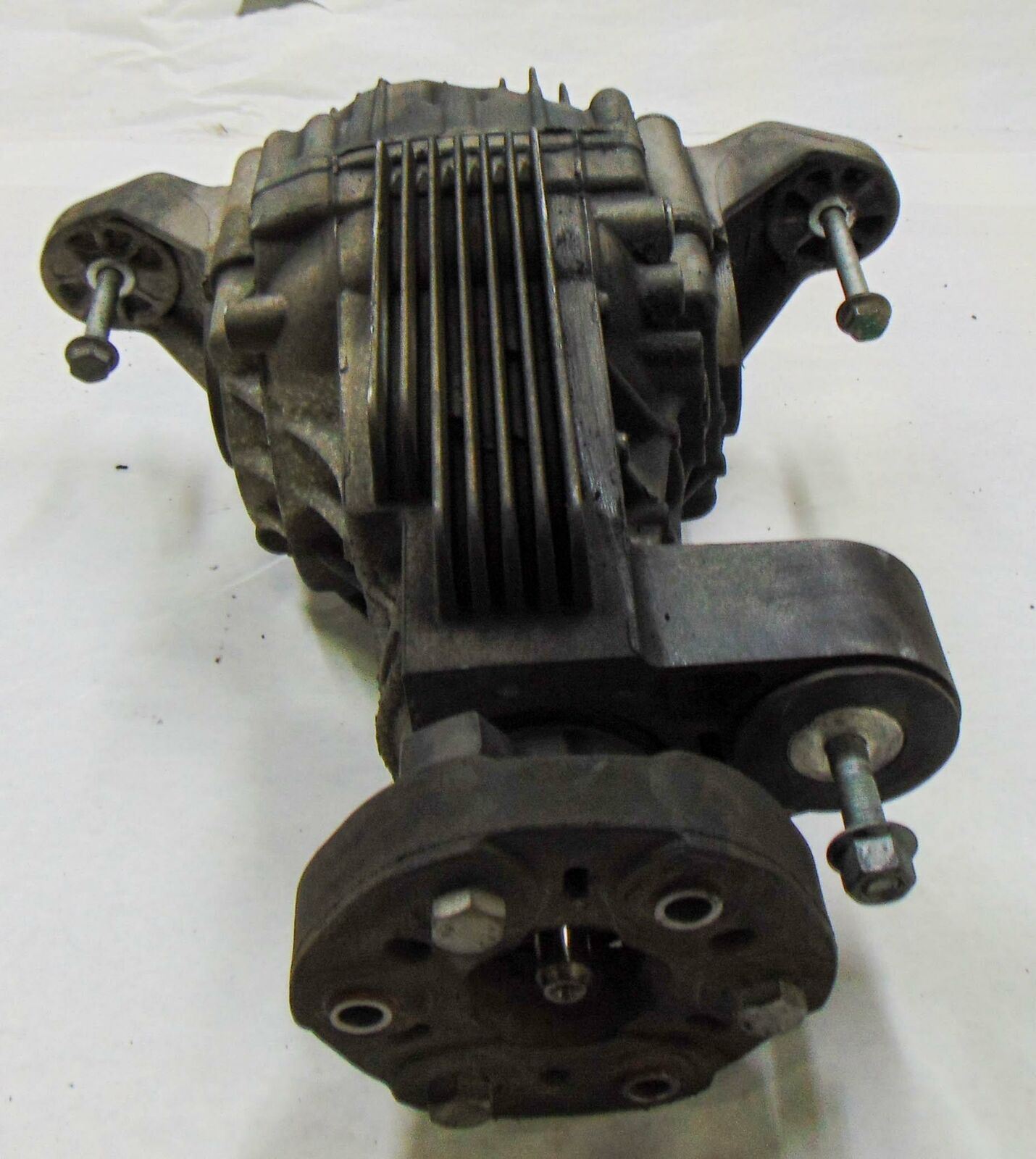 Mercedes-Benz Ml W164 2006 5.0l Rear Differential OEM A1643500314 Ratio ...
