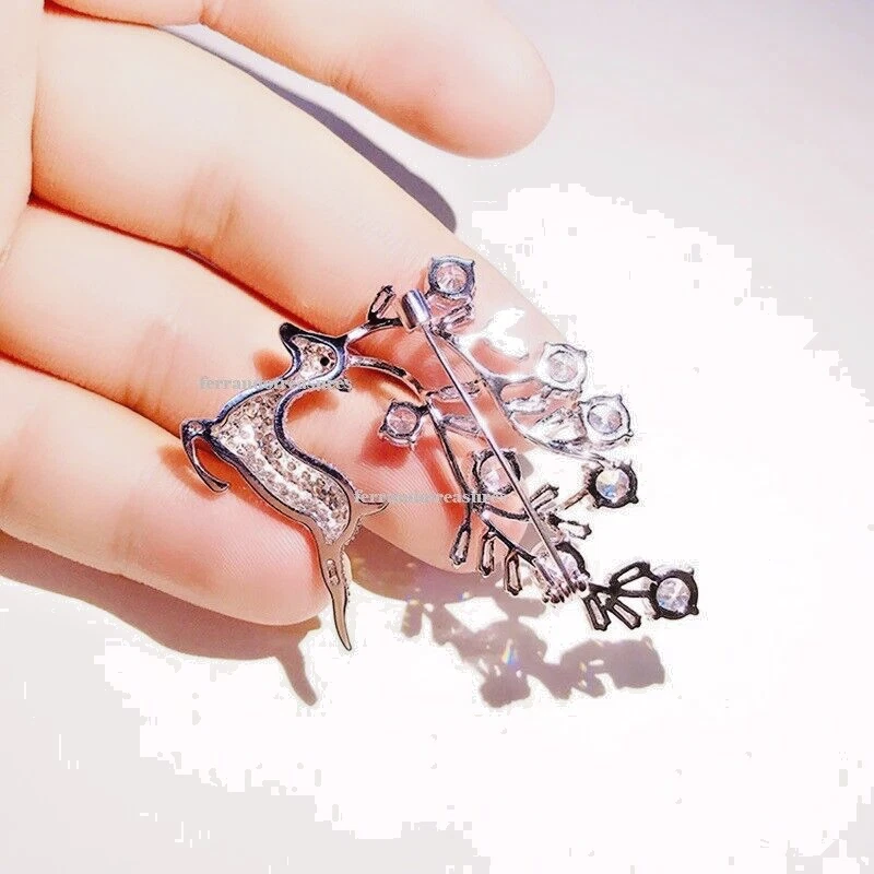 Reindeer AAA+ Cubic Zirconia Handset Brooch Pin  Black & Gold Velvet Bag - Image 4 of 4