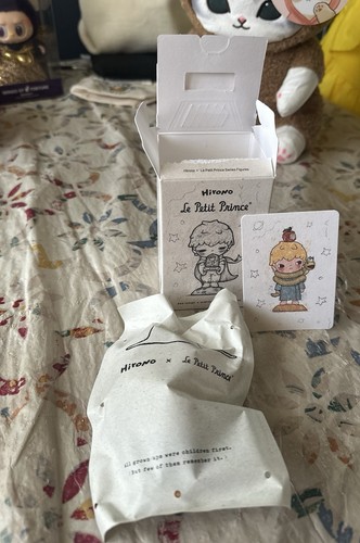 POP MART Hirono x Le Petit Prince The Snake (zur Konfirmation geöffnet)