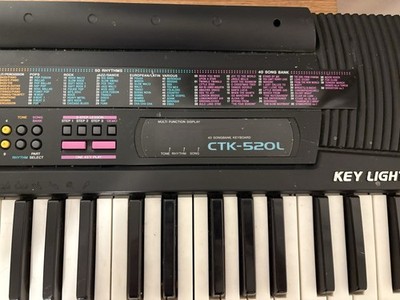 Casio CTK-520L Electronic Learning Keyboard 61-Key Complete with