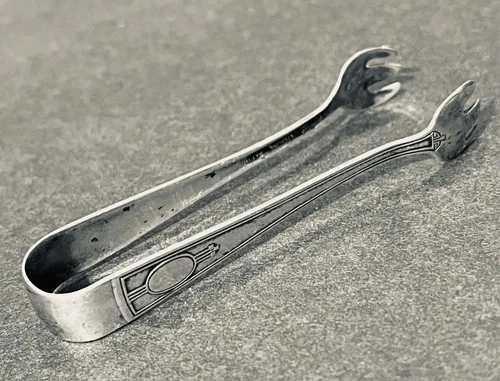 ANTIQUE WALLACE CARTHAGE  STERLING SILVER SUGAR TONGS 3.25"L @12g