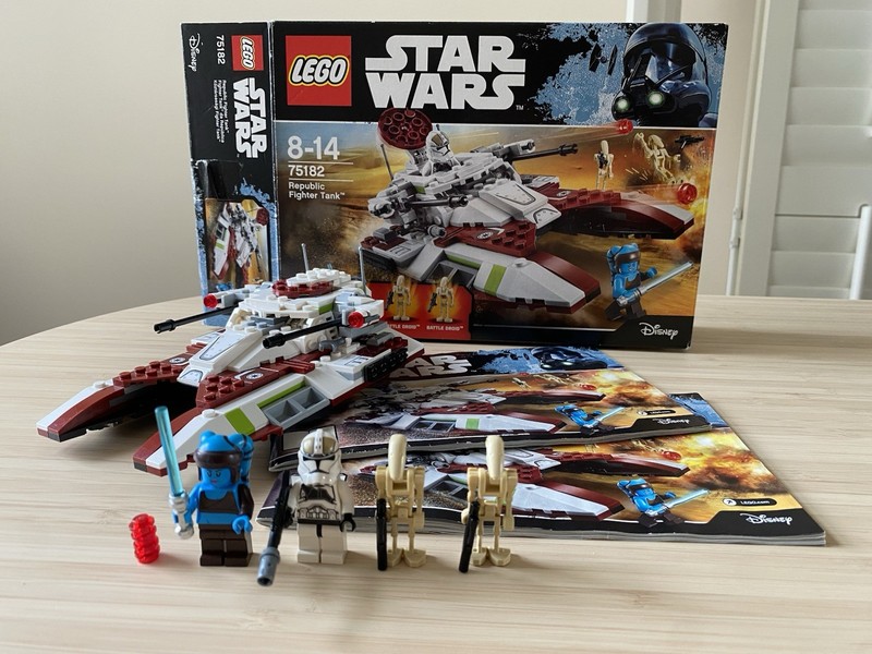 LEGO Star Wars 75182 Republic Fighter Tank - Complete with Box & Instructions