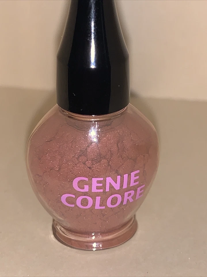 Sombra de ojos mineral suelta LColoreScience Genie Colore: los hombres son de Marte Foto 2 de 4