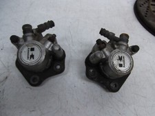 KAWASAKI GPZ400R          FRONT BRAKE CALIPERS
