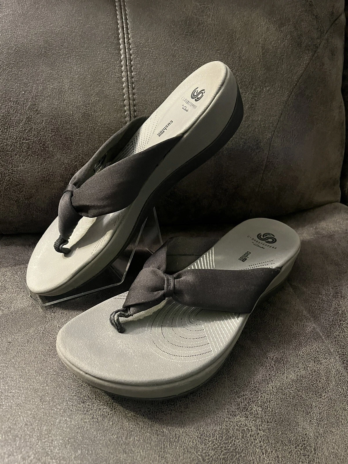 Infradito Cloudsteppers by Clarks cuscino morbido donna tessuto grigio nero taglia 9