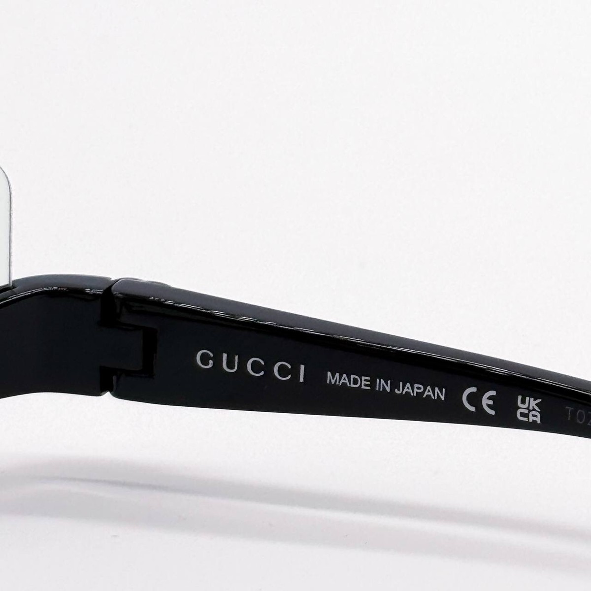 NEW GUCCI GG1650S 005 SHIELD BLACK GREEN UNISEX SUNGLASSES GUCCI Gucci Sunglasses GG1670SK 005 Shiny Shiny Black - eye-oo.com main image 3