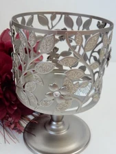 BATH & BODY WORKS DOGWOOD FLOWER CANDLE PEDESTAL HOLDER NEW! SALE!