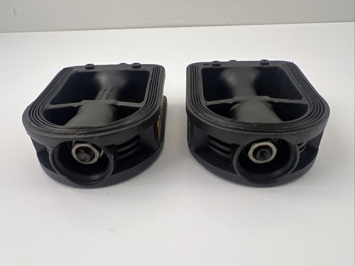 Wellgo Lu-873 Child Safety Reflector Bicycle Pedals (1 Pair) Right & Left - Picture 4 of 7