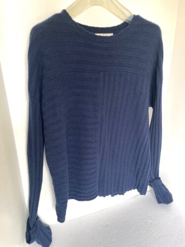 Nordstrom Signature Cashmere Sweater Womens Blue Medium Crew Neck Rib Asymmetric - Picture 2 of 6
