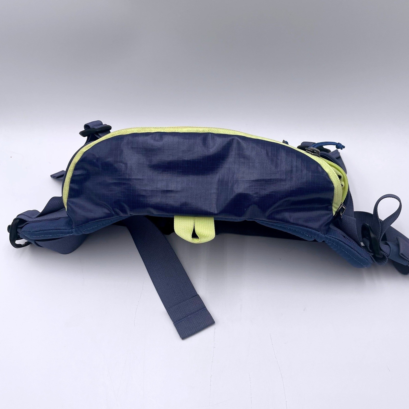 Patagonia Black Hole Waist Pack 5L Navy Blue Yellow Fanny Pack 49281 ...