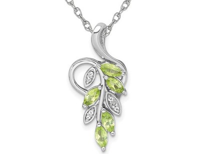 4/5 Karat (ctw) Peridot und weißer Topas Blätter Anhänger Halskette in Sterlingsilber
