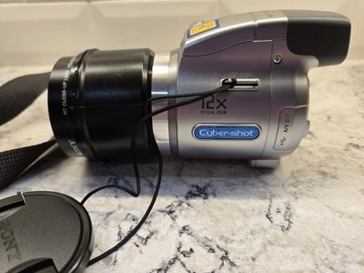 Sony Cyber-Shot  Digital Still Camera DSC-H2/H5