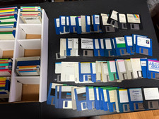 Huge Lot / Box of 150 Commodore Amiga 3.5" Floppy Disks, Box 4 - UNTESTED
