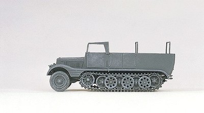 Preiser 16561 HO SdKfz 11 Series Medium Half-Track, Open Plastic Model Kit