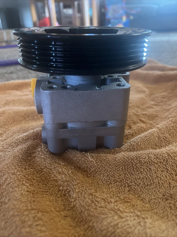 Bomba de direção hidráulica Subaru Legacy 2.5 02-04, Baja 03-06, Outback 02-03 - Imagem 2 de 4